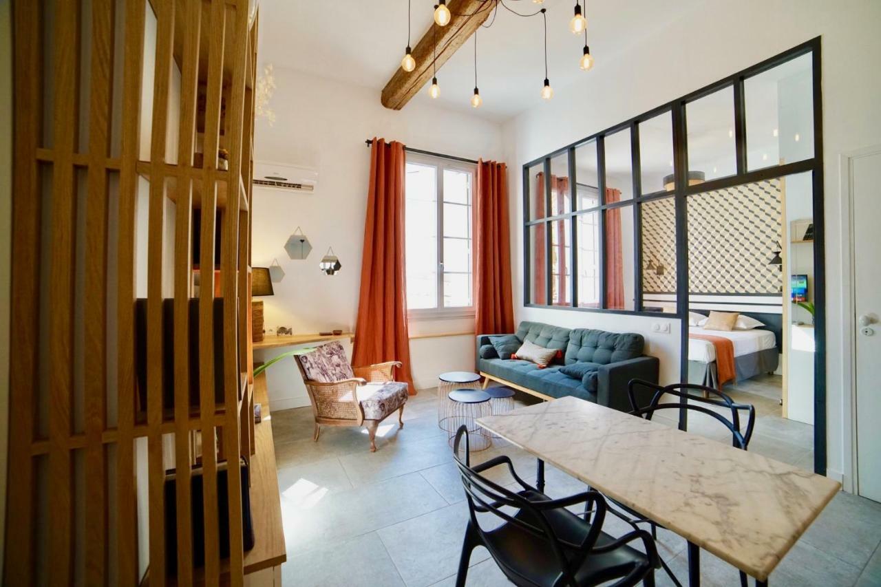 Home Chic Home - Les Suites De La Comedie Μονπελιέ Εξωτερικό φωτογραφία